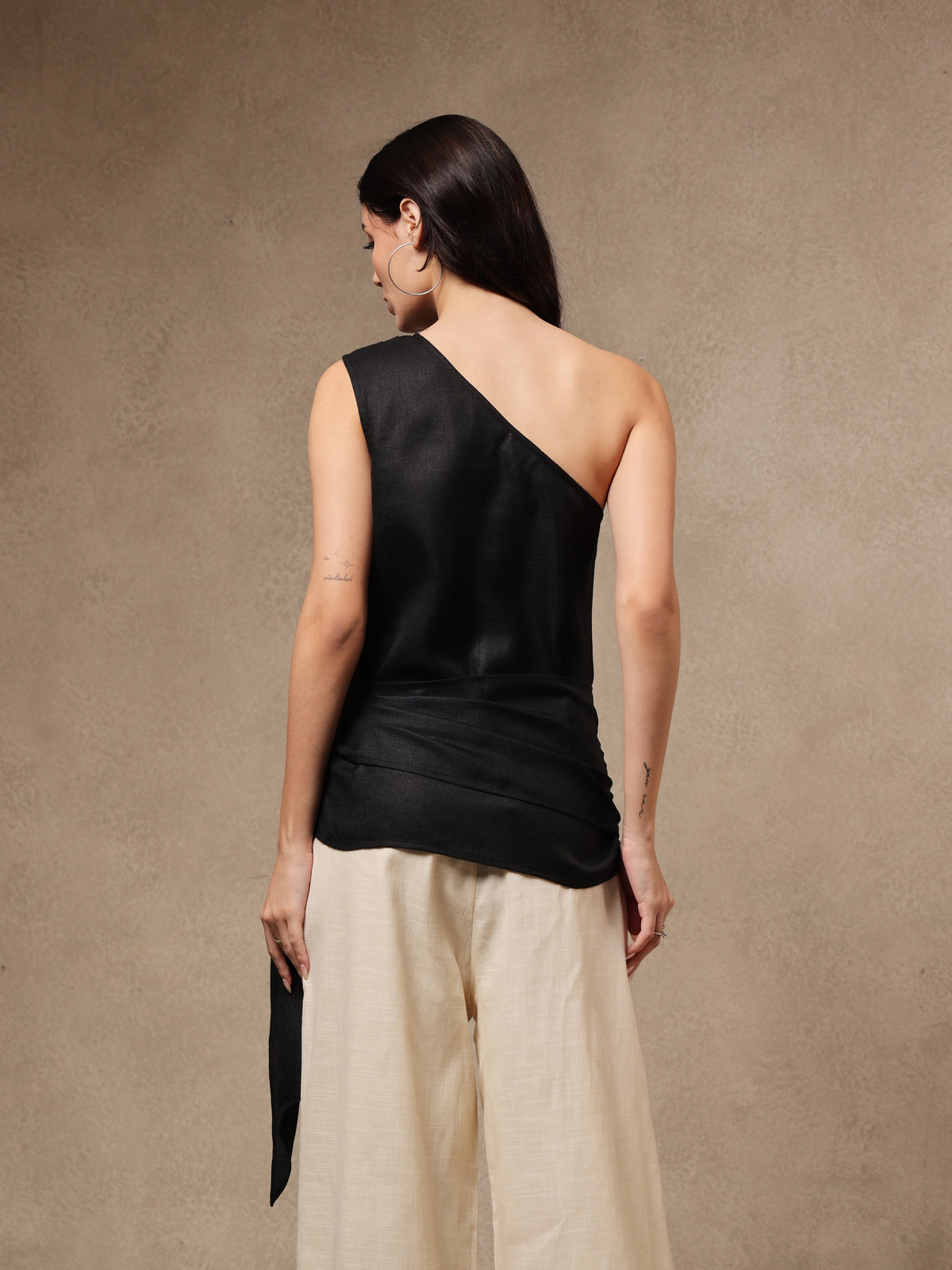 Black Muse Top