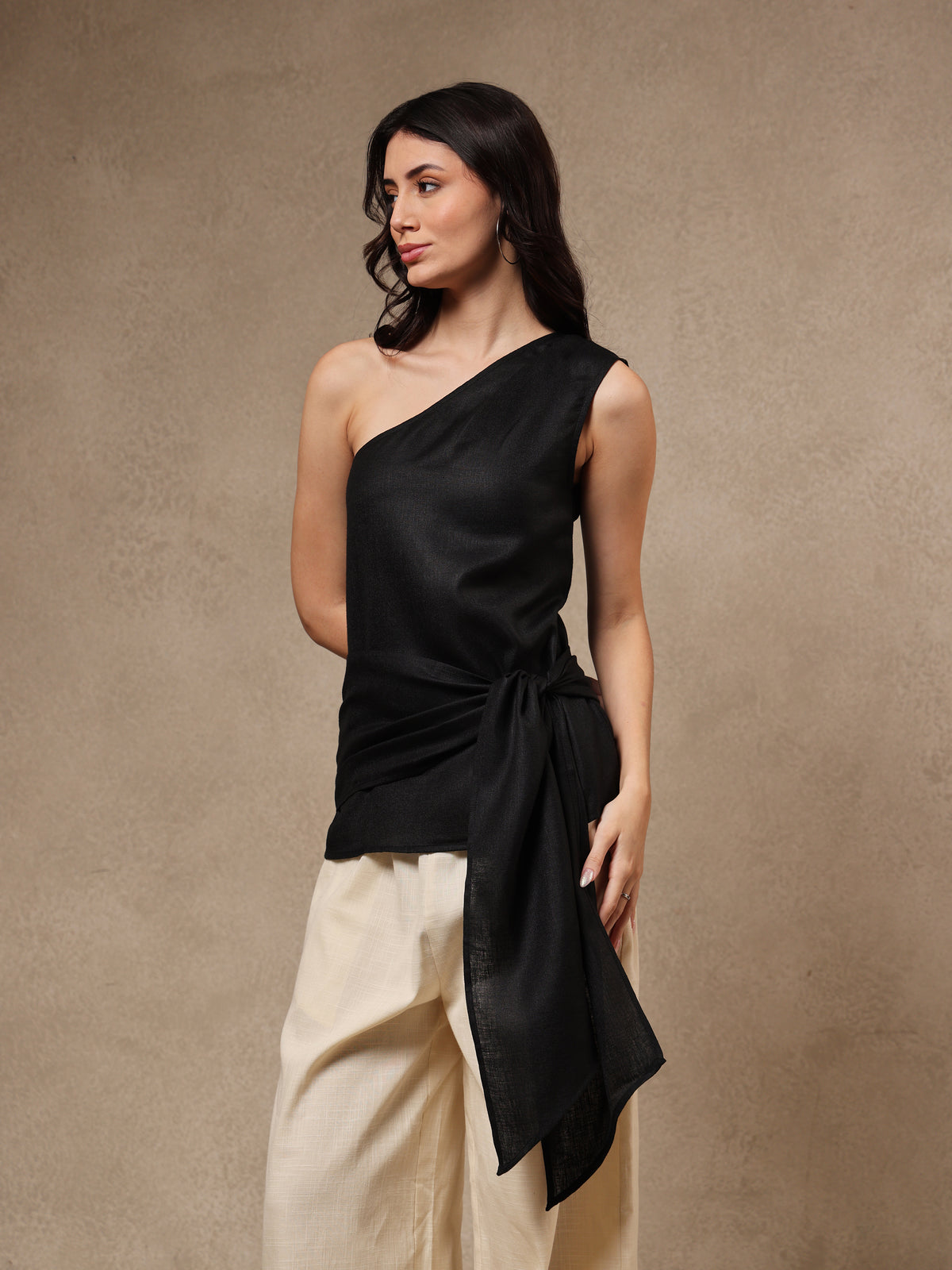 Black Muse Top