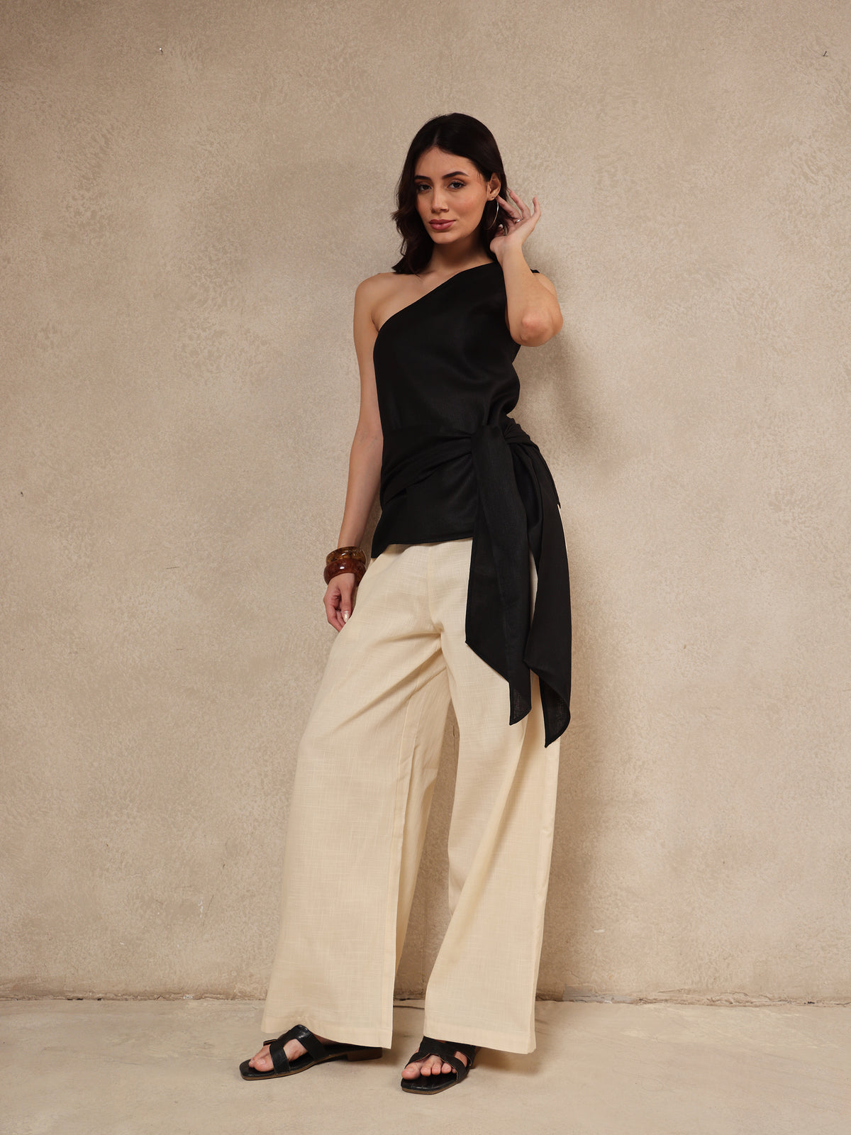 Black Muse Top